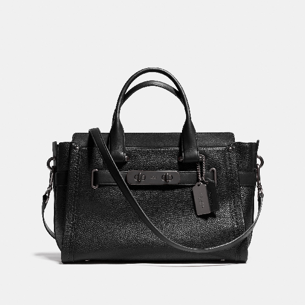 coach swagger carryall in pebble leather