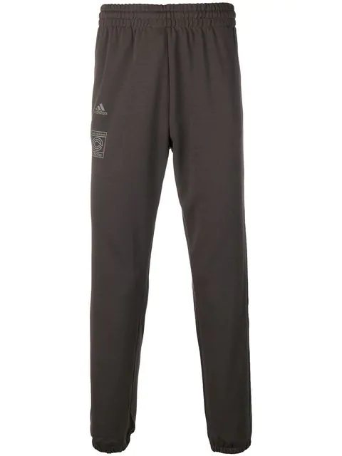 yeezy calabasas track pants size guide