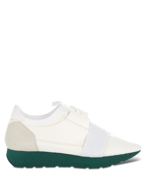 race runner sneakers