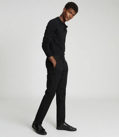 Reiss Westbury Slim Fit Chino Pants In Black