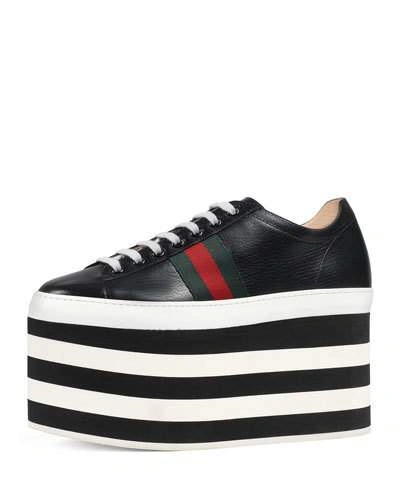Gucci Laced Shoes In Black