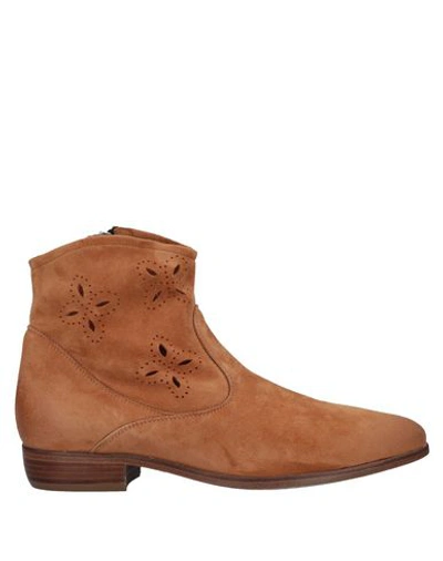 Alexander Hotto Ankle Boot In Camel