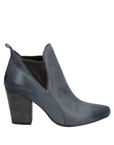 Henry Beguelin Ankle Boot In Lead
