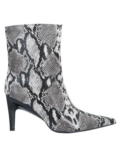 Jeffrey Campbell Ankle Boot In Dove Grey