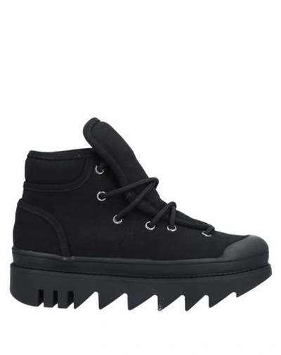 Jc Play By Jeffrey Campbell Ankle Boot In Black