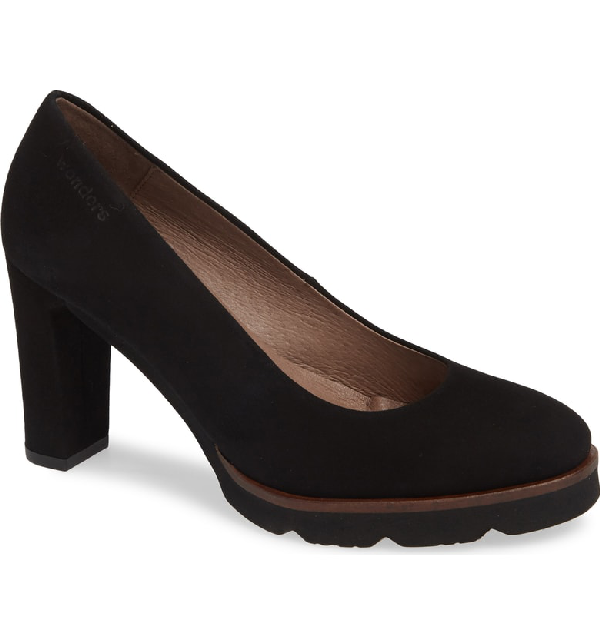 black suede pumps size 5