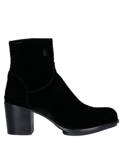 Alexander Hotto Ankle Boot In Black
