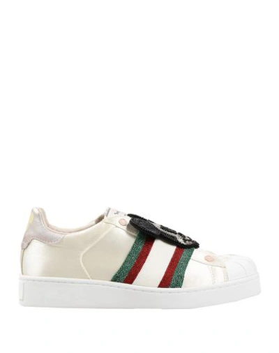 Moa Master Of Arts Sneakers In Ivory