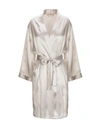 Vivis Robes In Beige