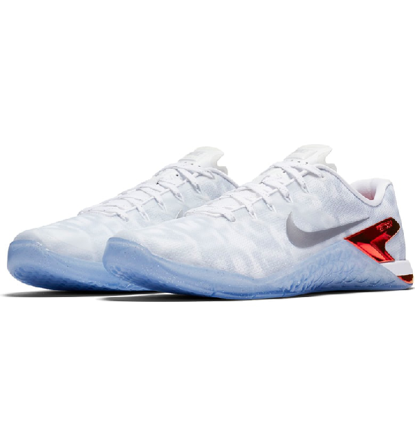 nike metcon 4 silver