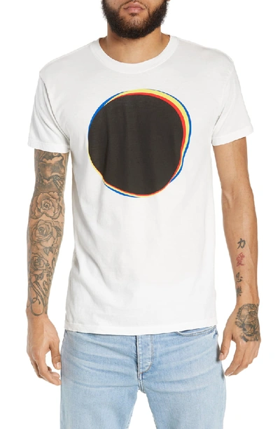 Vestige Retro Circle Graphic T-shirt In White