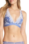 Wacoal Embrace Lace Plunge Soft Cup Wireless Bra In Bleached Denim / White