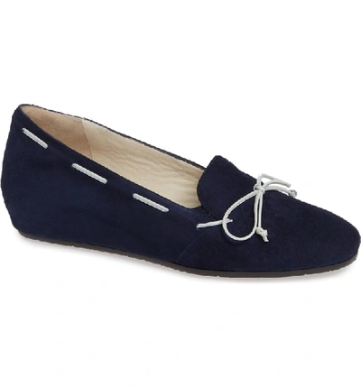 Amalfi By Rangoni Varazze Laced Wedge Loafer In Navy Suede