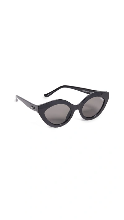 Quay Goodnight Kiss Cat Eye Sunglasses - Black / Smoke In Black/smoke