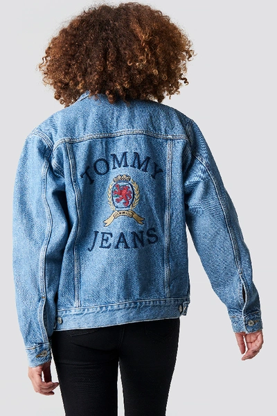 Tommy Jeans Crest Flag Trucker Denim Jacket - Blue | ModeSens