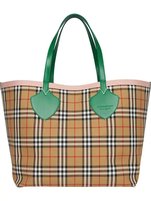 the giant reversible tote in vintage check