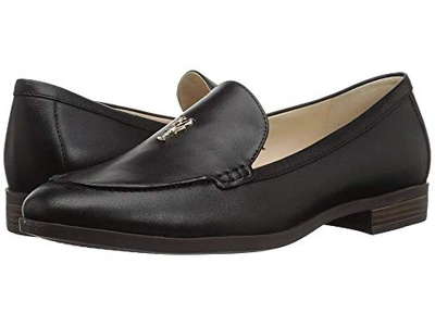 Women's pinch hot sale lobster loafer