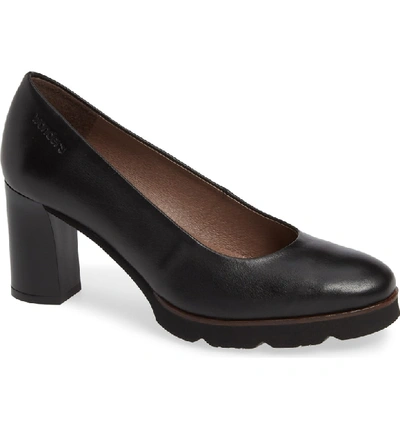 Wonders Platform Pump In Black Leather