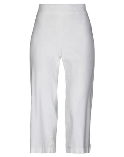 Avenue Montaigne Cropped Pants & Culottes In White