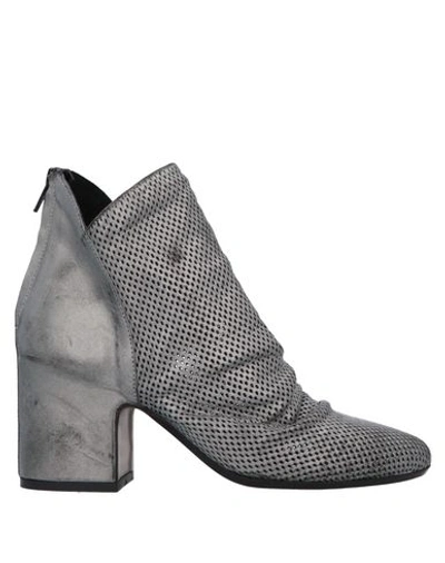 Fiorifrancesi Ankle Boots In Silver