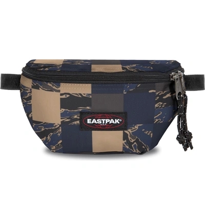 Eastpak Springer Belt Bag - Blue In Camopatch Navy