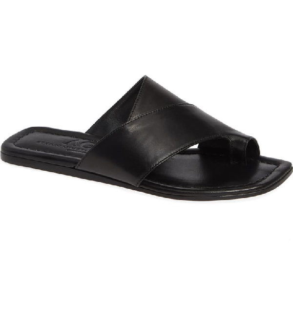black leather toe loop sandals