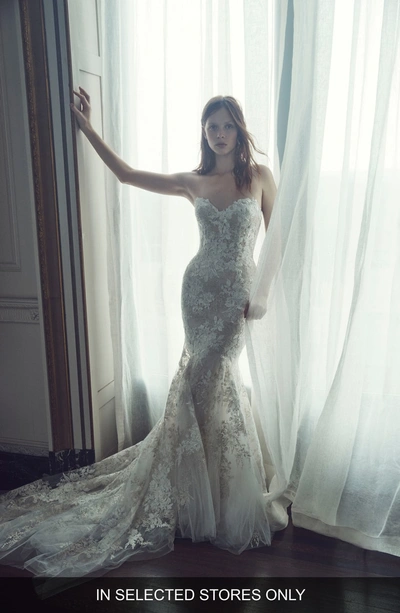 Monique Lhuillier Larissa Strapless Lace Mermaid Wedding Dress In Ivory / Pearl