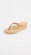 Ipanema Daisy Wedge Flip Flops In Beige/gold