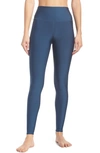 Alo Yoga Airbrush Tech Lift High Waist Leggings In Eclipse