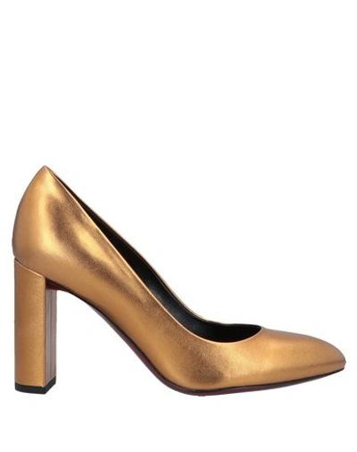 Deimille Pumps In Yellow