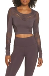 Alo Yoga Siren Long Sleeve Crop Top In Raisin