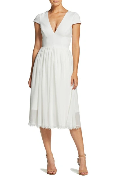 Dress The Population Corey Chiffon Fit & Flare Cocktail Dress In White
