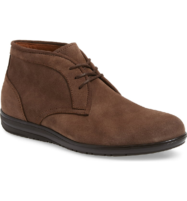 venture weatherproof chukka boot