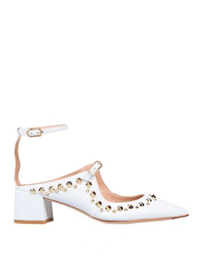 Ras Pump In White