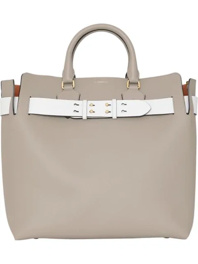 Burberry The Large Leather Belt Bag In Grey