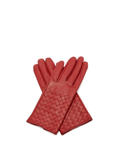 Bottega Veneta Intrecciato Leather Gloves In Red