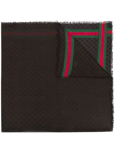 Gucci Gg Jacquard Knitted Scarf With Web - Grey