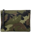 Valentino Garavani Garavani 'rockstud' Clutch In Green