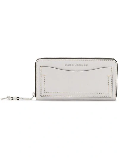 Marc Jacobs Grind Standard Continental Wallet In Grey