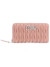 Miu Miu Matelassé Zipped Wallet - Pink