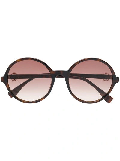 Fendi Eyewear Gradient Round Sunglasses - Brown In 棕色
