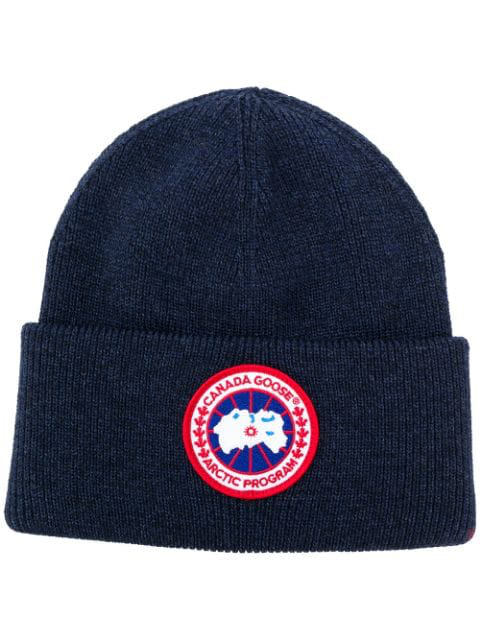 canada goose arctic disc toque beanie