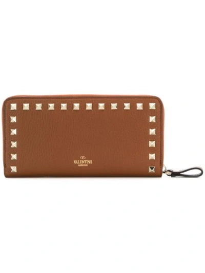 Valentino Garavani Rockstud Wallet In Brown