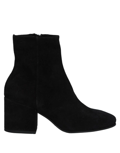 Alberto Fermani Ankle Boot In Black