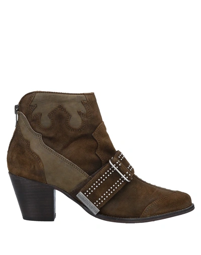 Catarina Martins Ankle Boot In Military Green