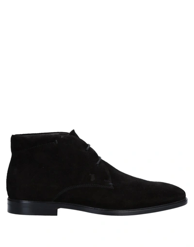 Tod's Ankle Boots In Black