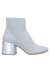 Mm6 Maison Margiela Ankle Boot In Light Grey