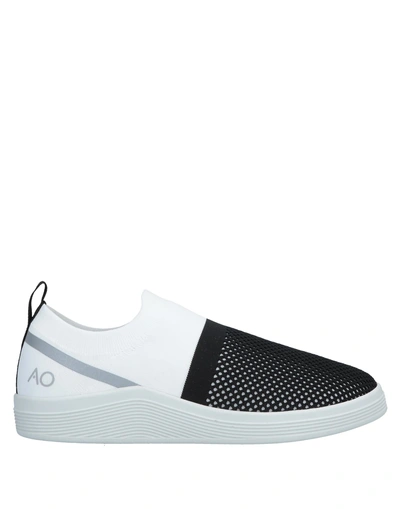 Adno Sneakers In White