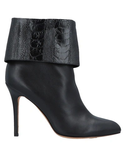 Alexa Wagner Ankle Boot In Black