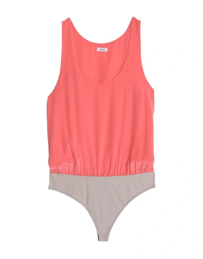 Alix Tops In Salmon Pink